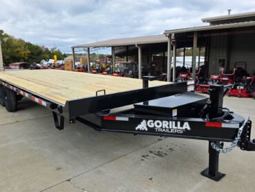 8.5x24 Hydraulic Tilt Deckover Trailer (2) 7,000LB Axles