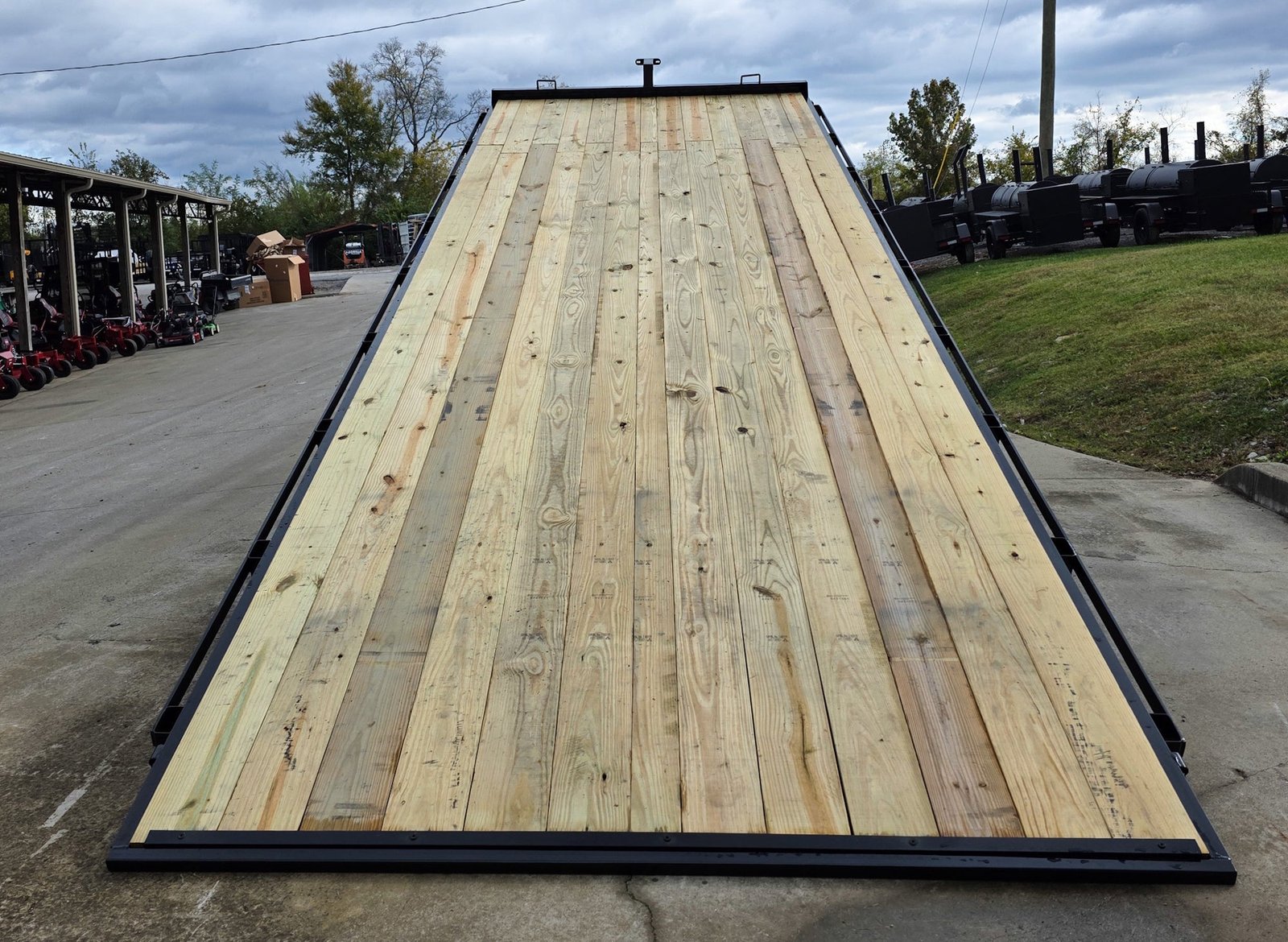 8.5x24 Hydraulic Tilt Deckover Trailer (2) 7,000LB Axles - Image 11