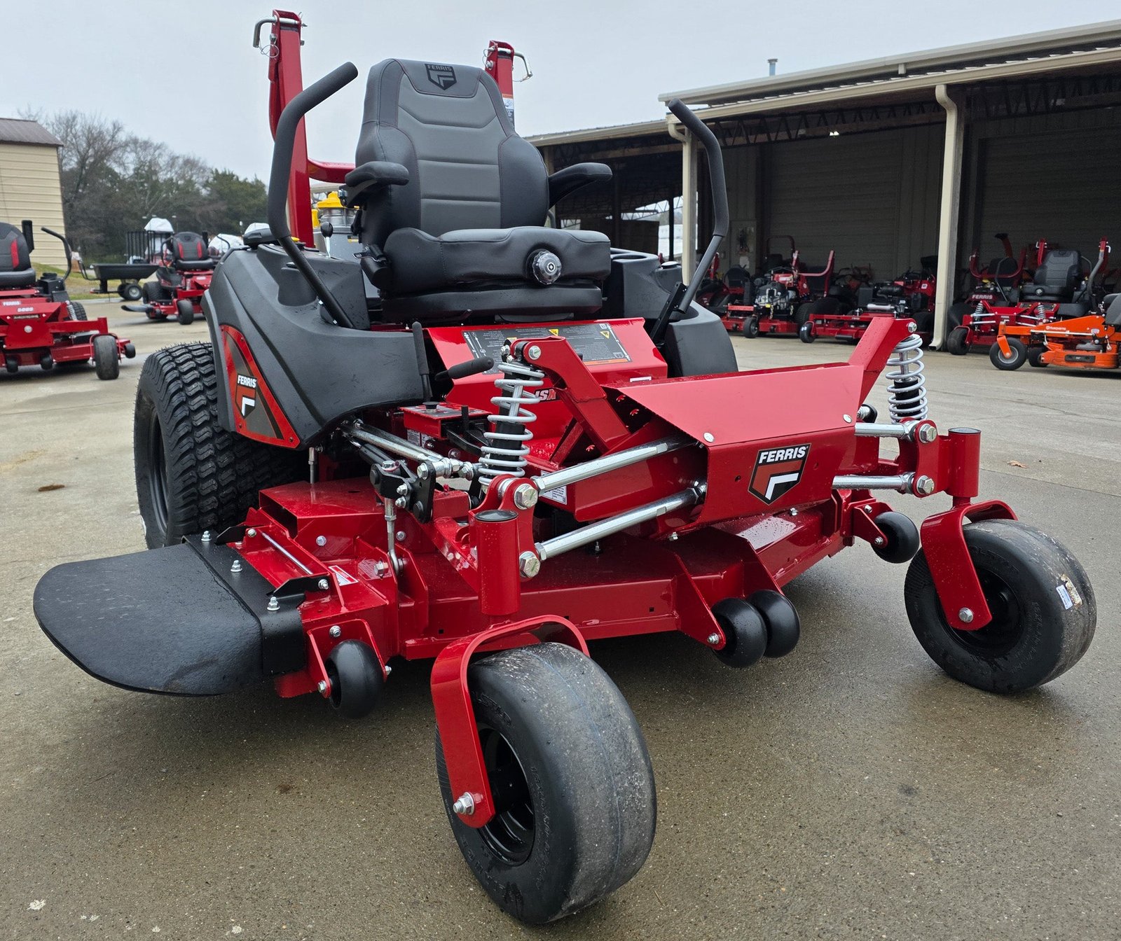 Ferris 5902064 60" ISX3300 Zero Turn Mower 40HP Vanguard Big Block (Instant Rebate Included) - Image 4