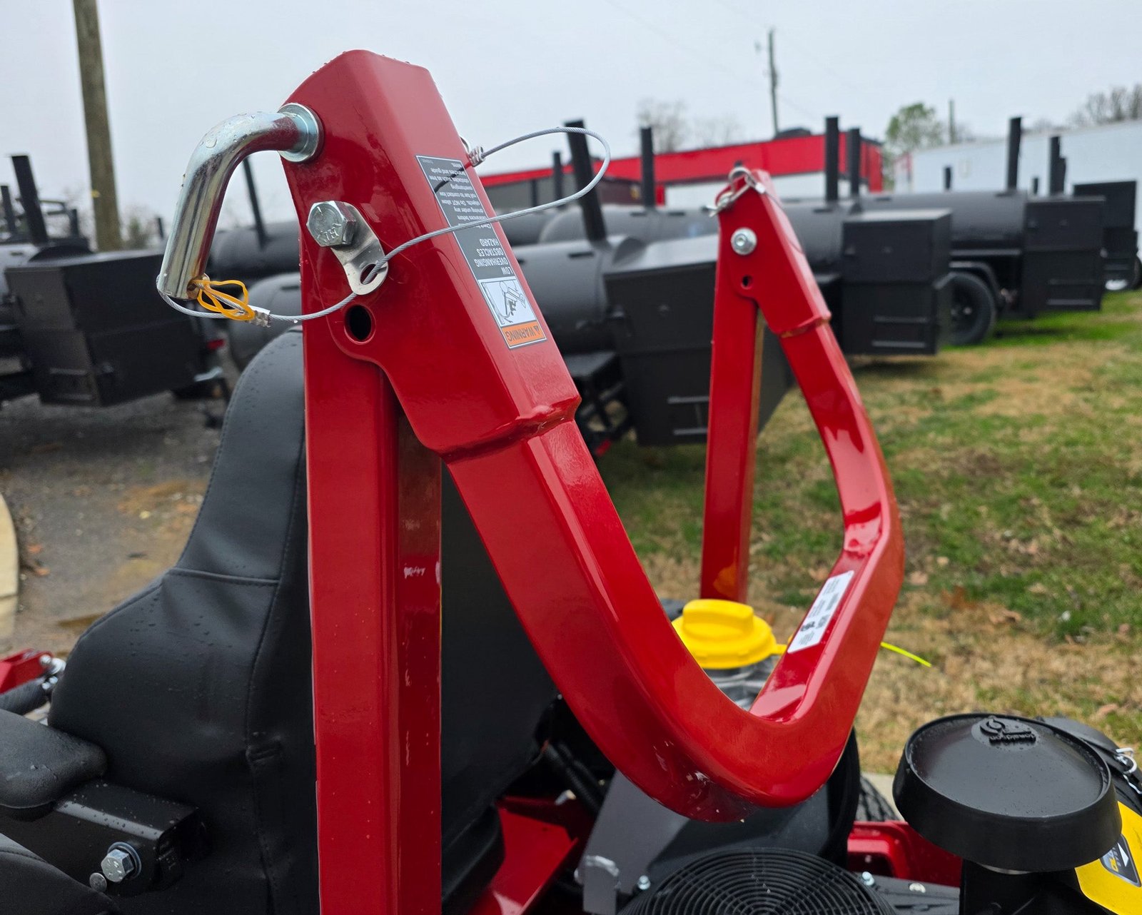 Ferris 5902064 60" ISX3300 Zero Turn Mower 40HP Vanguard Big Block (Instant Rebate Included) - Image 10