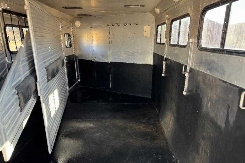 Used 1997 Cato Classic 7408GN 4 Horse Trailer with 8' Short Wall - Image 5