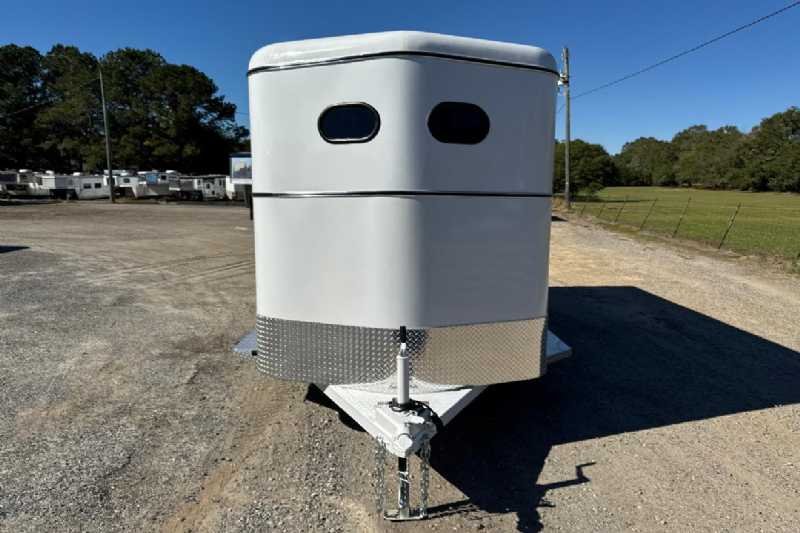 New 2026 Bee 3HBPSL 3 Horse Trailer with 2' Short Wall - Image 11