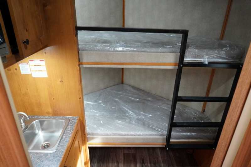 New 2026 Harmar Dixie Star 206DSBP 2 Horse Trailer with 6' Short Wall - Image 15