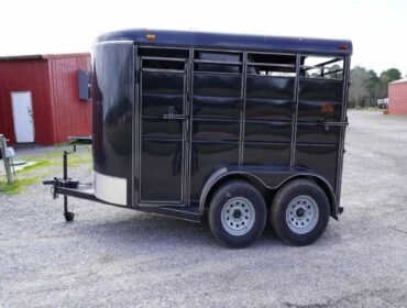 Used 2024 Calico 2HBPSL 2 Horse Trailer with 2' Short Wall