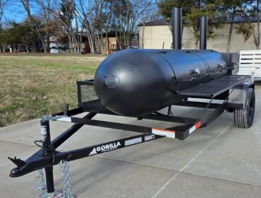 BBQ Smoker 300 Gallon Pull Behind Trailer 2 Door 1/2 Smoker 1/2 Charcoal Grill