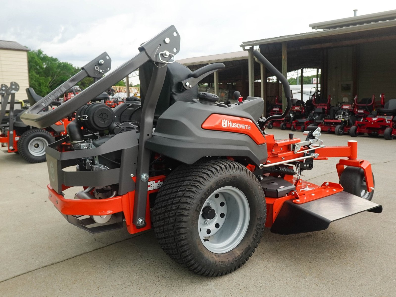 Husqvarna Z554L 54" Zero Turn Mower 27HP Kaw V-Twin +Bonus 522L Trimmer (Scratch and Dent) - Image 7