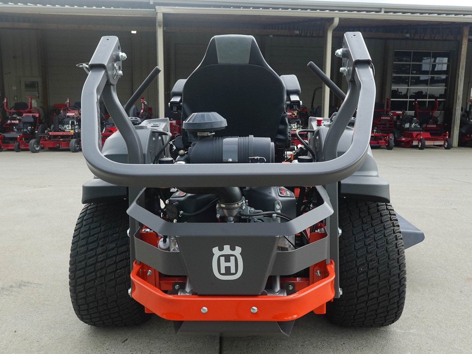 Husqvarna Z554L 54" Zero Turn Mower 27HP Kaw V-Twin +Bonus 522L Trimmer (Scratch and Dent) - Image 9