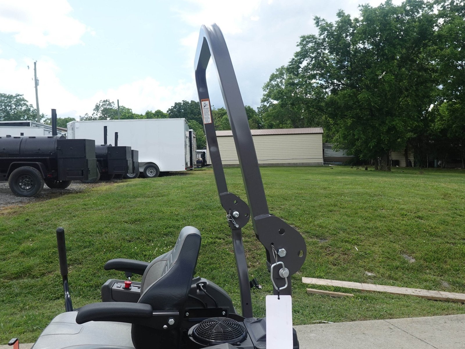 Husqvarna 48" Z448 Zero Turn Mower 22HP KAW +Bonus 522L Trimmer (Scratch and Dent) - Image 14