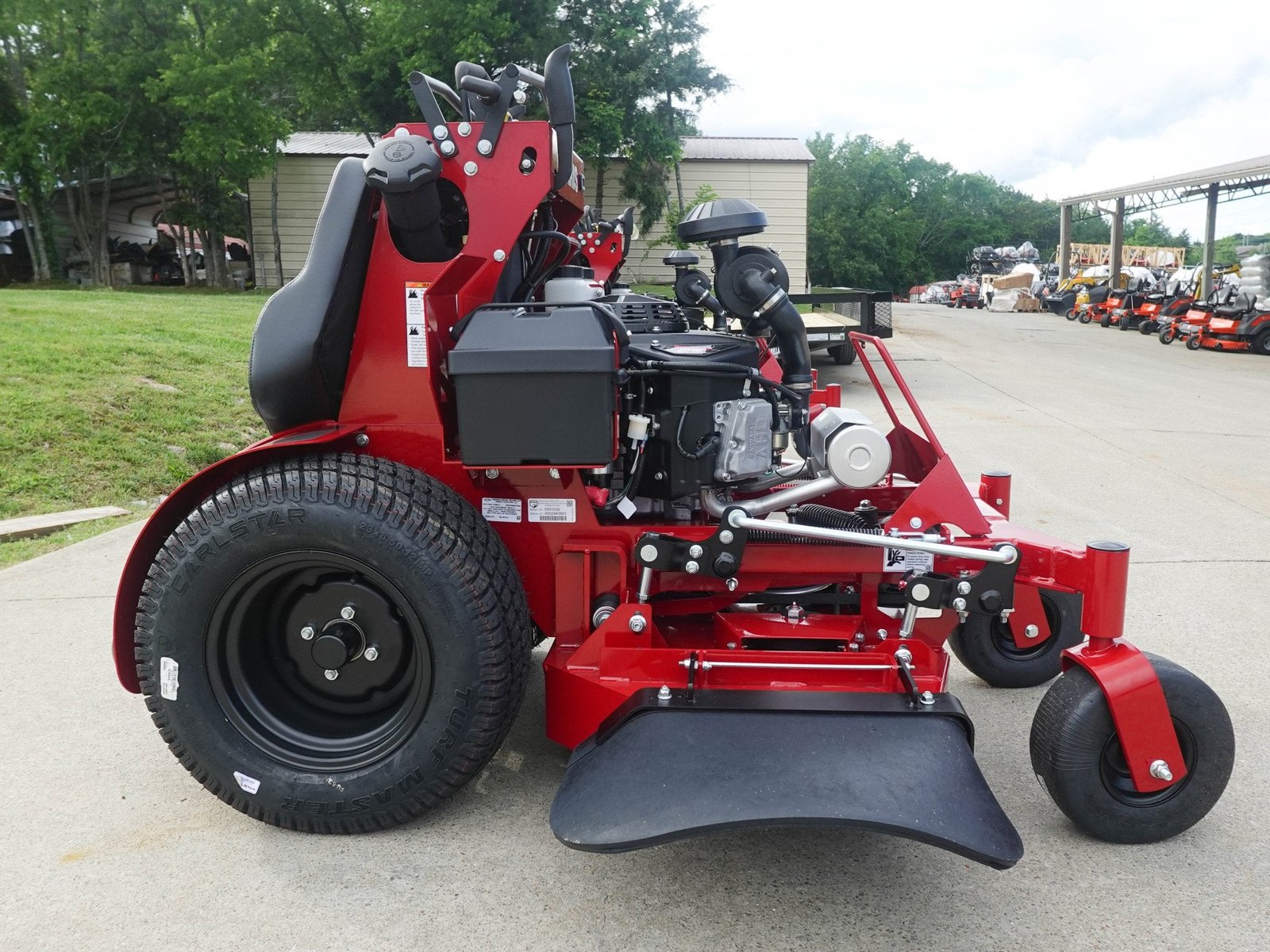 Ferris SRS Z1 36" Stand-On Commercial Mower 5901939 19HP KAW (Instant Rebate Included) - Image 4