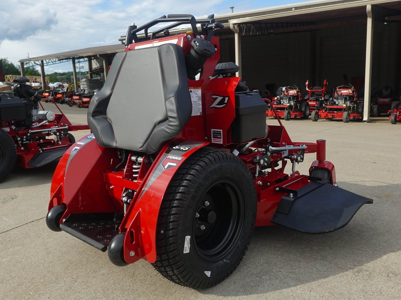 Ferris SRS Z1 36" Stand-On Commercial Mower 5901939 19HP KAW (Instant Rebate Included) - Image 5