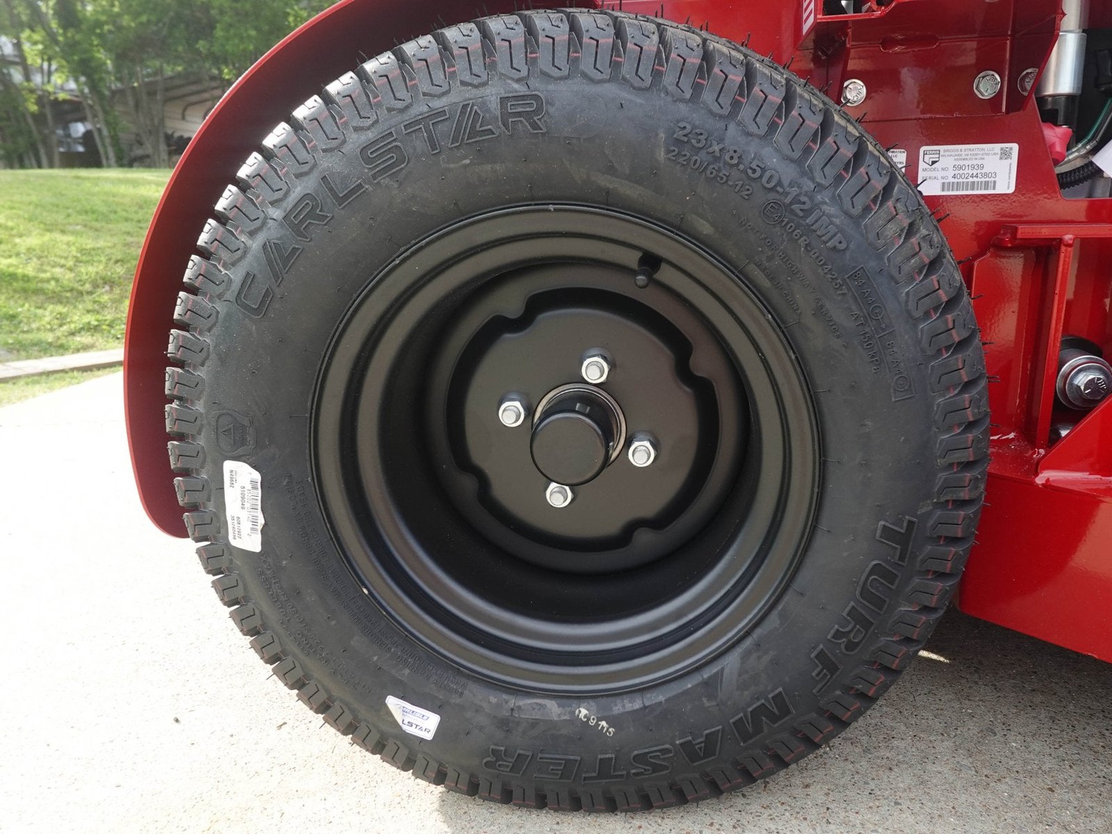 Ferris SRS Z1 36" Stand-On Commercial Mower 5901939 19HP KAW (Instant Rebate Included) - Image 14