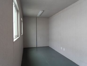 Stick-Framed, R13 Insulation, Vinyl-Wrapped Plywood Finish (45' High Cube)