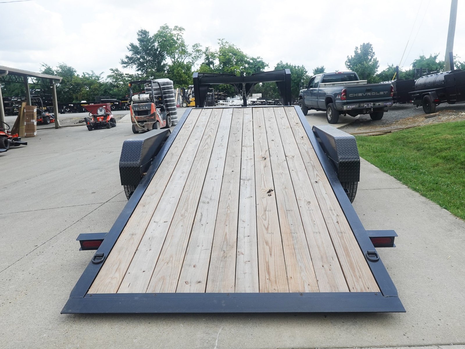 7x20 Gooseneck Tilt Car Hauler Trailer (2) 7K Drop Axles with Brakes 14K GVWR - Image 12