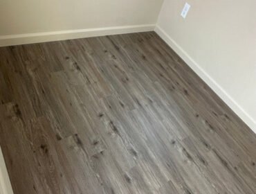 Vinyl Plank Flooring - 10' Container