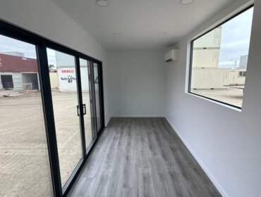 Vinyl Plank Flooring - 40' Container