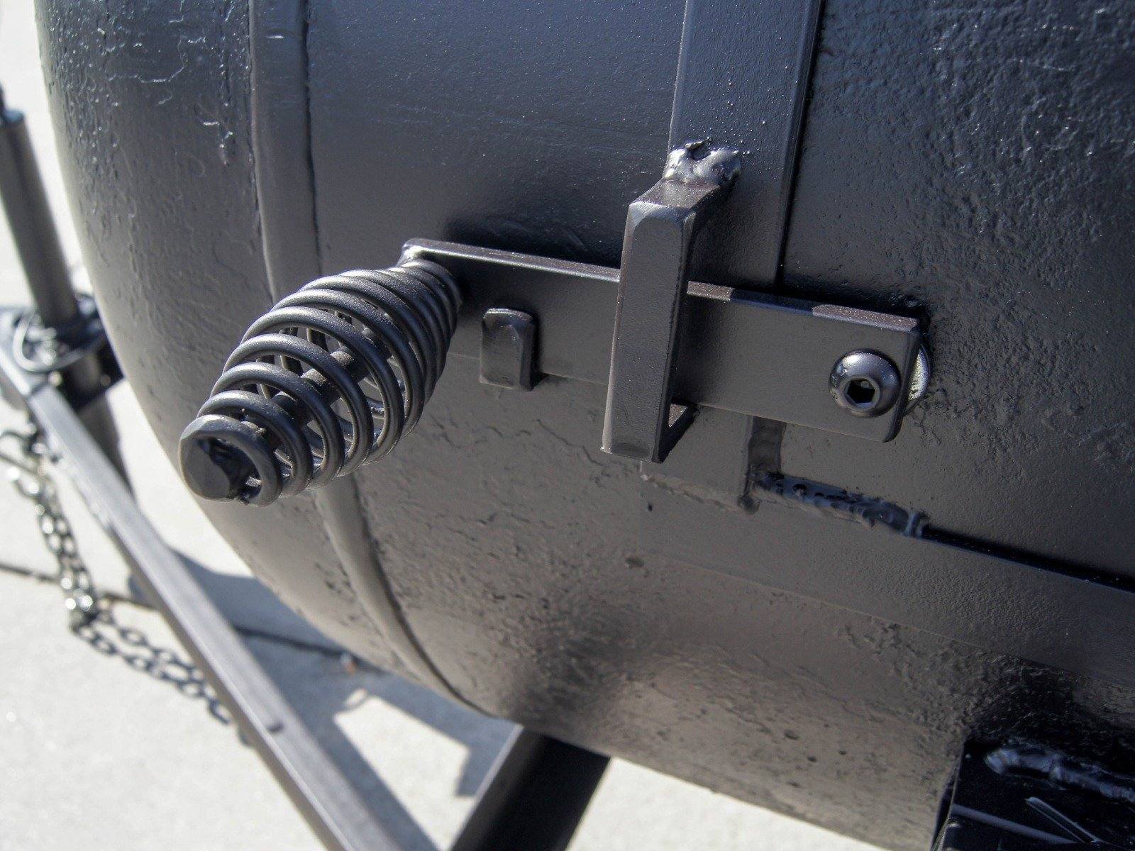 BBQ Smoker 300 Gallon Trailer Pull Behind with Charcoal Grill on the Front Compartment of Smoker - Image 11