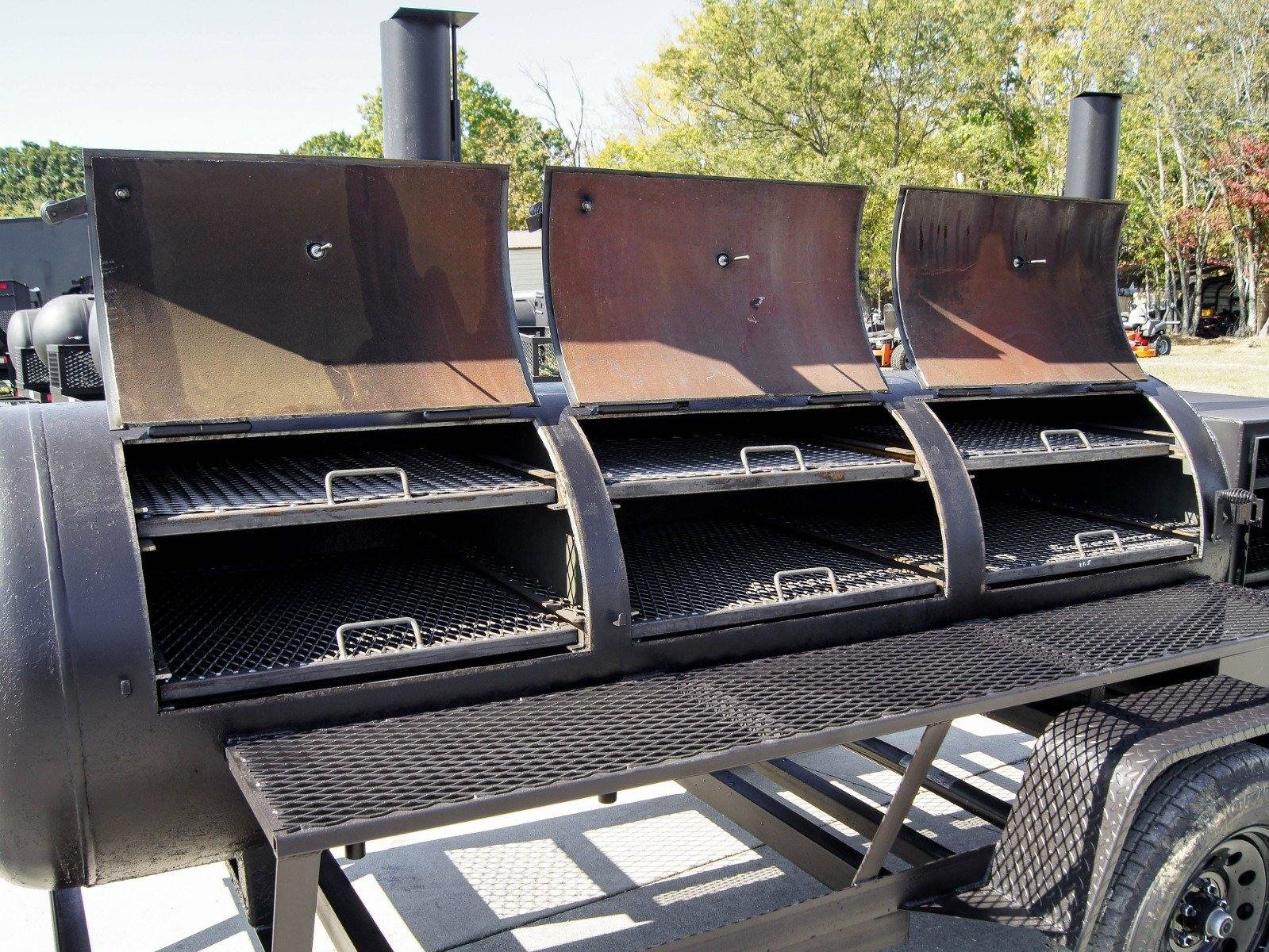 BBQ Smoker 300 Gallon Trailer Pull Behind with Charcoal Grill on the Front Compartment of Smoker - Image 24