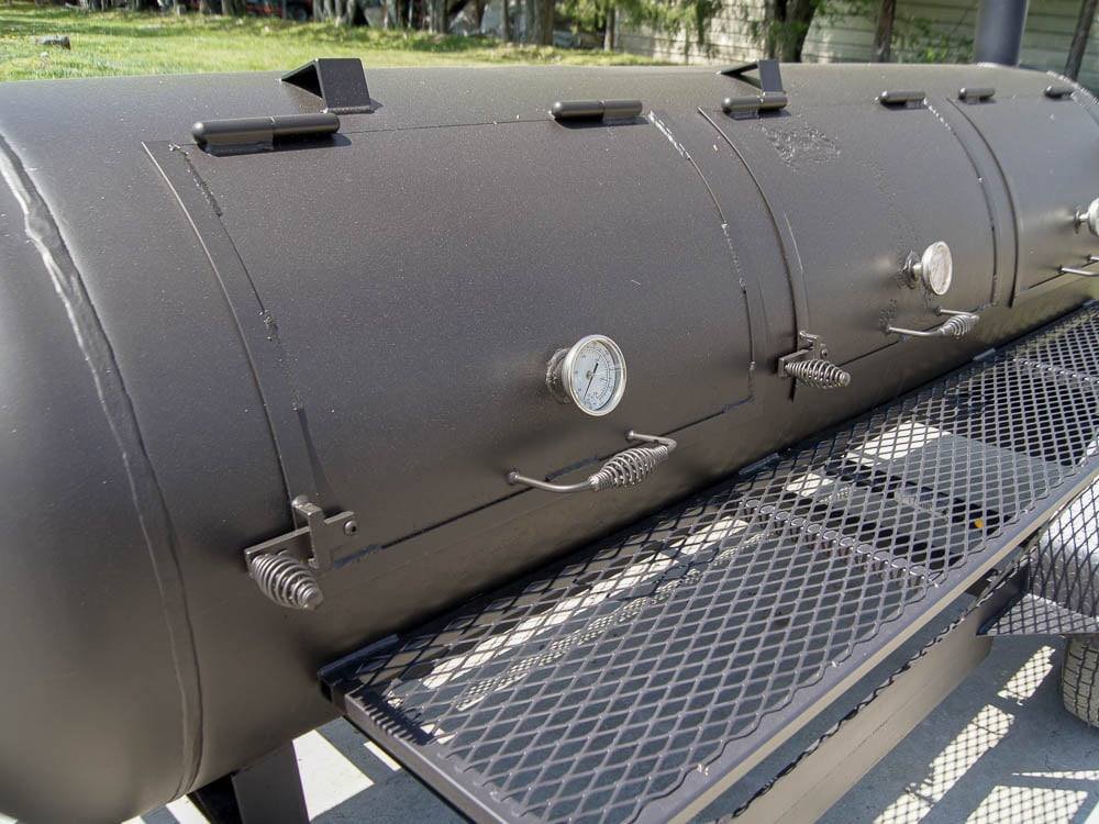330 Gallon Pull Behind BBQ Smoker with Round Charcoal Grill 3500lb Axle - Image 9