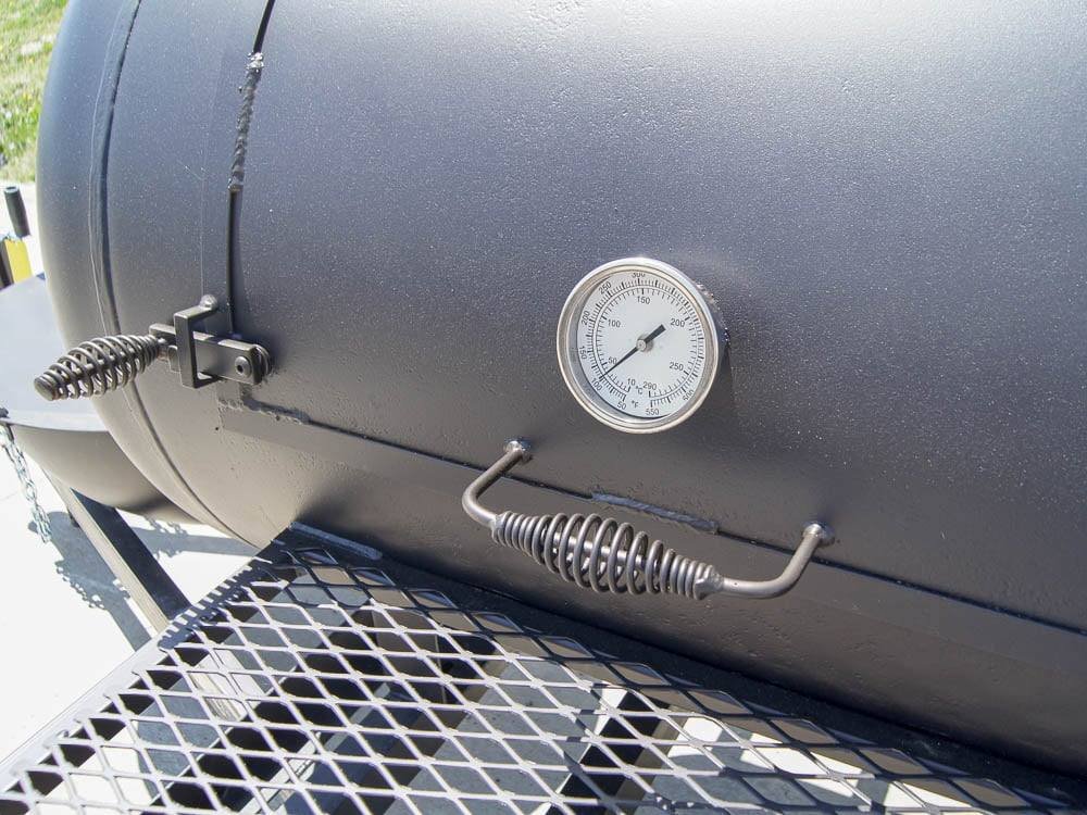 330 Gallon Pull Behind BBQ Smoker with Round Charcoal Grill 3500lb Axle - Image 10