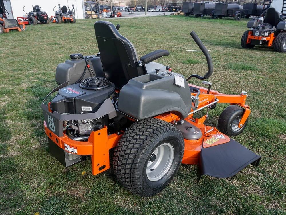 Husqvarna MZ54 54" Zero Turn Lawn Mower 24HP KAW (Scratch and Dent) - Image 7