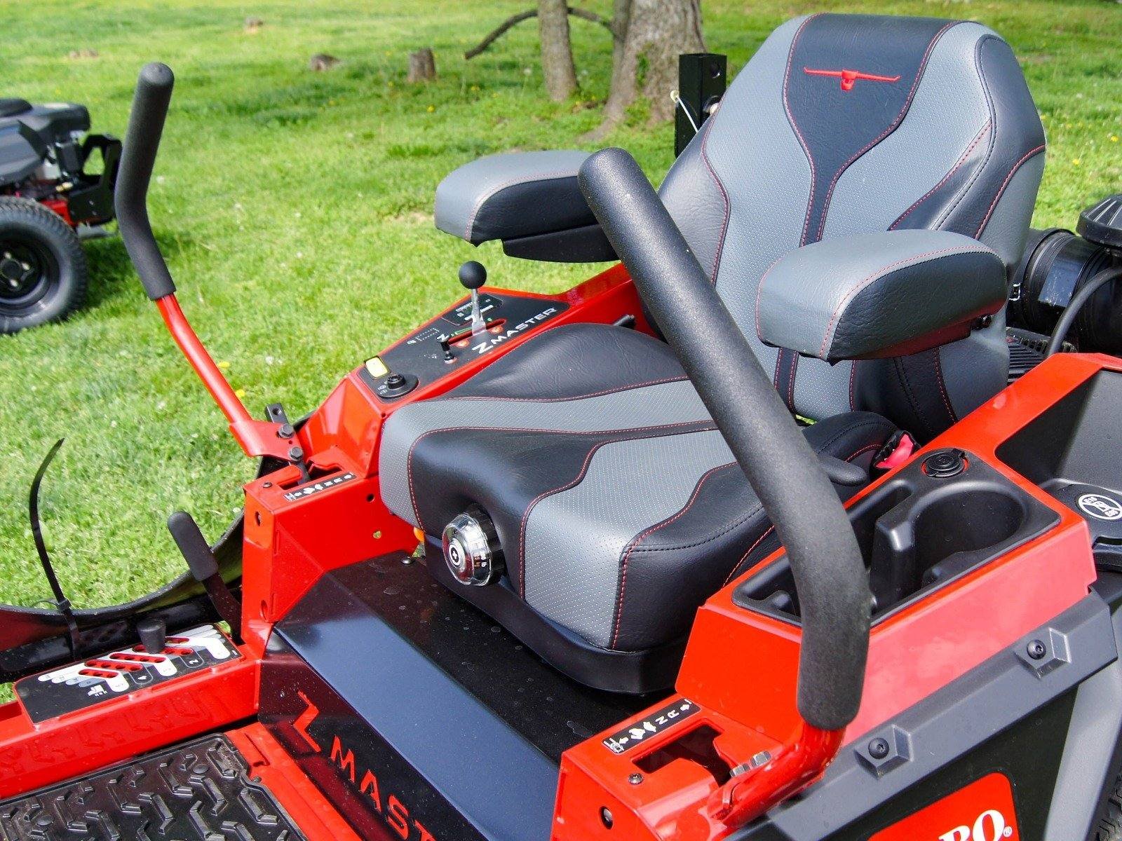 Toro 74015 60" ZMaster 4000 HDX Pro Zero Turn Mower 31HP KAW (Spring Sales Event) - Image 14