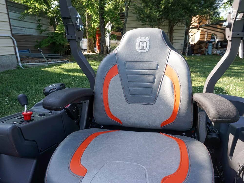 Husqvarna 54" Z454 Zero Turn Mower 22HP Kawasaki +Bonus 522L Trimmer (Scratch and Dent) - Image 14