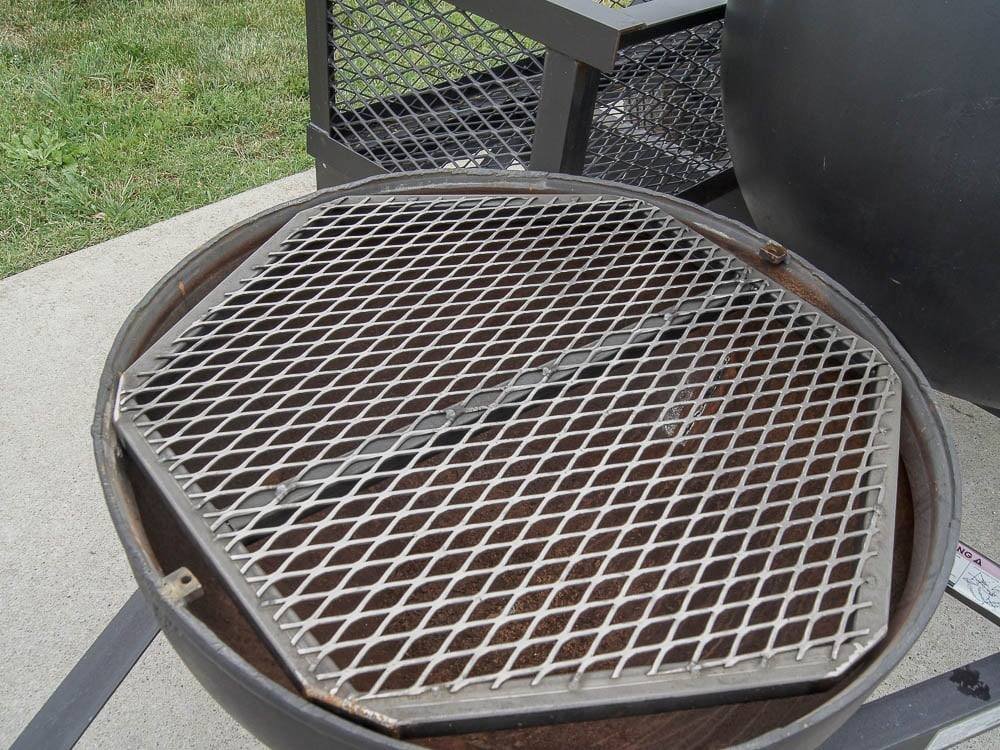 Pull Behind BBQ Smoker 250 Gallon with Round Charcoal Grill 3500lb Axle - Image 16