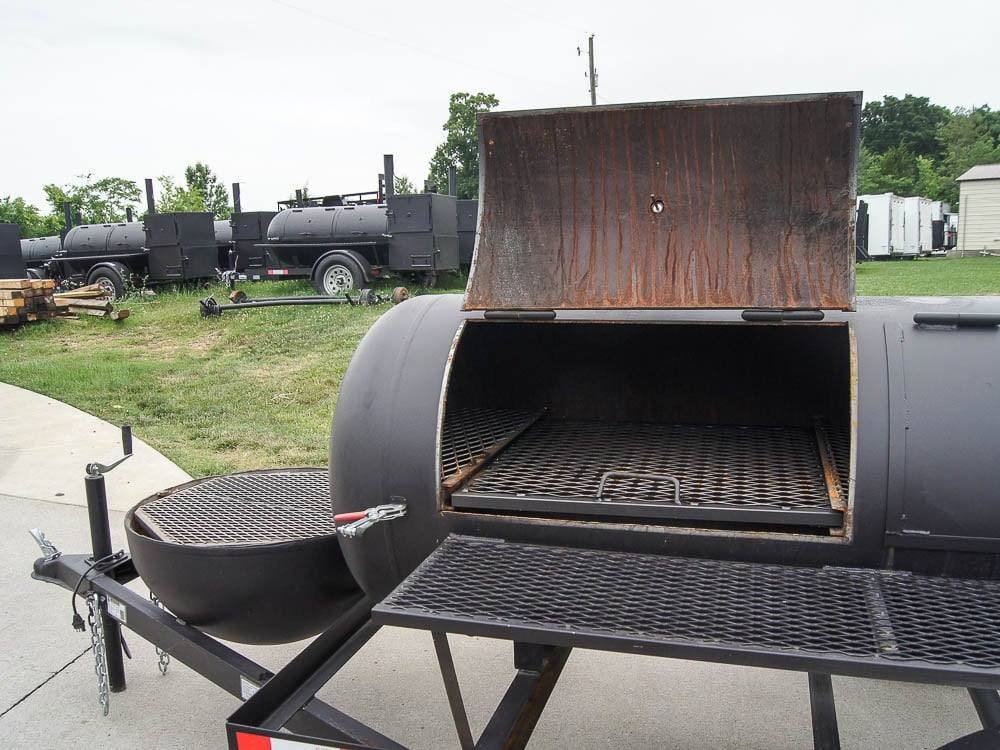 Pull Behind BBQ Smoker 250 Gallon with Round Charcoal Grill 3500lb Axle - Image 17