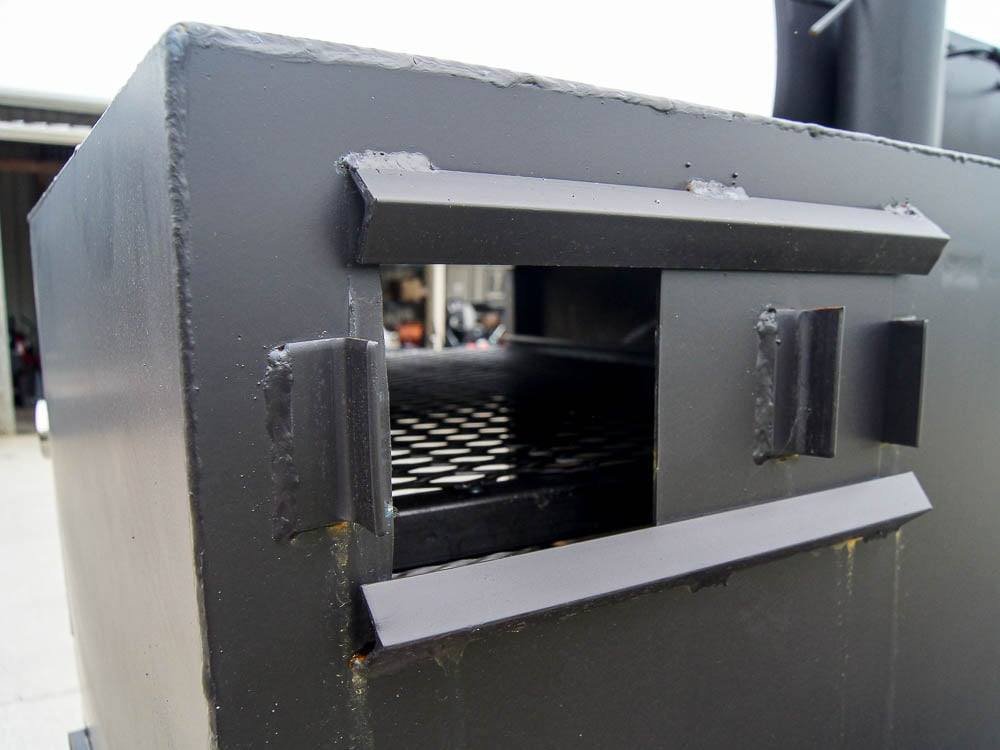 Pull Behind BBQ Smoker 250 Gallon with Round Charcoal Grill 3500lb Axle - Image 21