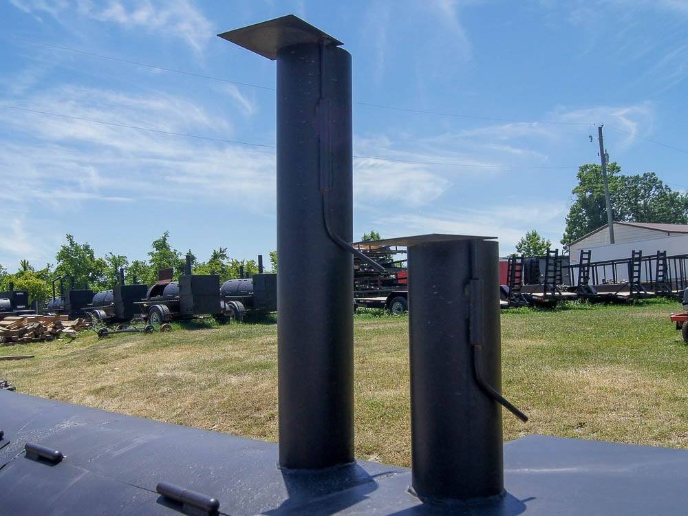 Pull Behind BBQ Smoker Premium 250 Gallon Reverse Flow with 3500lb Axle. - Image 12