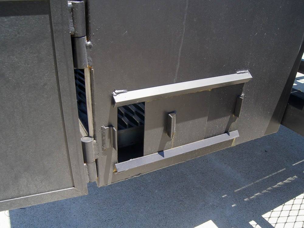 Pull Behind BBQ Smoker Premium 250 Gallon Reverse Flow with 3500lb Axle. - Image 15