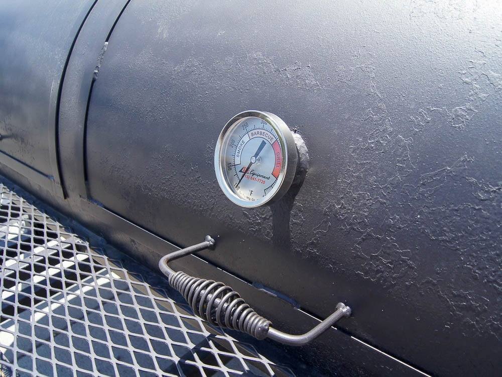 Pull Behind BBQ Smoker Premium 250 Gallon Reverse Flow with 3500lb Axle. - Image 16
