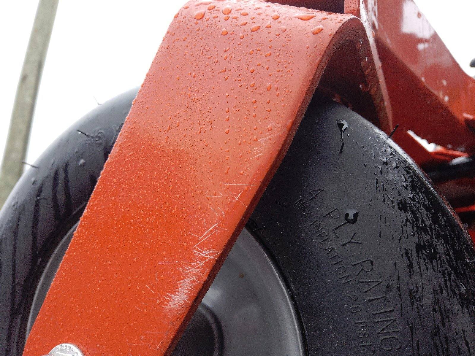 Husqvarna 54" Z454 Zero Turn Mower 22HP Kawasaki +Bonus 522L Trimmer (Scratch and Dent) - Image 24